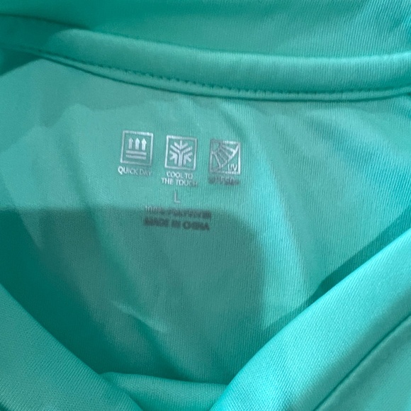 WILLIT Rash Guard, YL, LIKE NEW - Picture 2 of 3